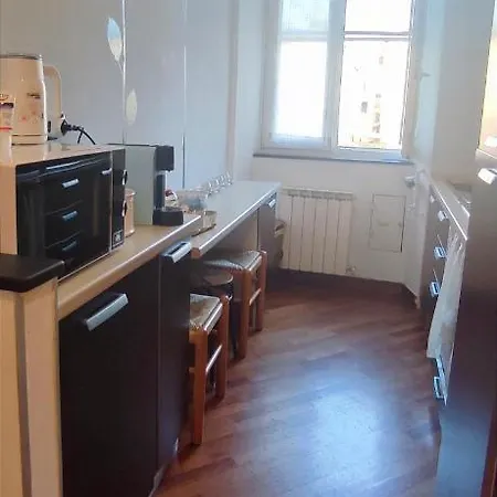 Tirona - Apartment