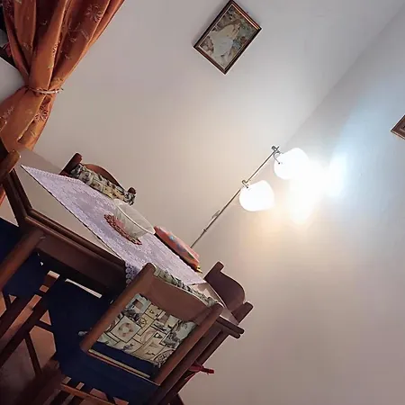 Apartment Tirona - *