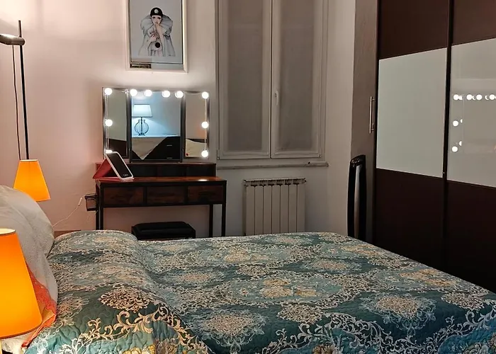 Tirona - Apartmán La Spezia